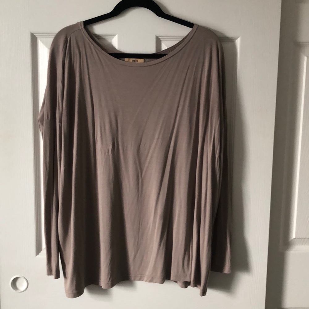 TAN LONG SLEEVE PIKO TOP